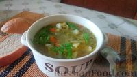 Фото приготовления рецепта: Суп с капустой, консервированным горошком и макаронами (на говяжьем бульоне) - шаг №20