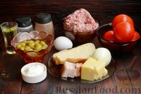 Фото приготовления рецепта: Тефтели с сыром, тушенные в томатном соусе, с оливками - шаг №1