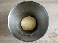 Фото приготовления рецепта: Дрожжевые булочки из картофельного теста - шаг №11