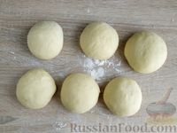 Фото приготовления рецепта: Дрожжевые булочки из картофельного теста - шаг №14