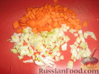 Фото приготовления рецепта: Макароны с куриным фаршем и тыквой - шаг №7