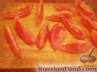 Фото приготовления рецепта: Салат с жареными креветками и пармезаном - шаг №5