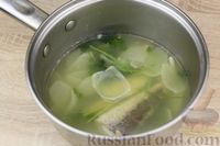 Фото приготовления рецепта: Чечевичный суп-пюре на рыбном бульоне, с рисом и сладким перцем - шаг №4