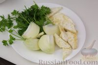 Фото приготовления рецепта: Чечевичный суп-пюре на рыбном бульоне, с рисом и сладким перцем - шаг №2
