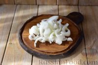 Фото приготовления рецепта: Мясное рагу с консервированной фасолью и болгарским перцем - шаг №5