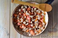 Фото приготовления рецепта: Мясное рагу с консервированной фасолью и болгарским перцем - шаг №9