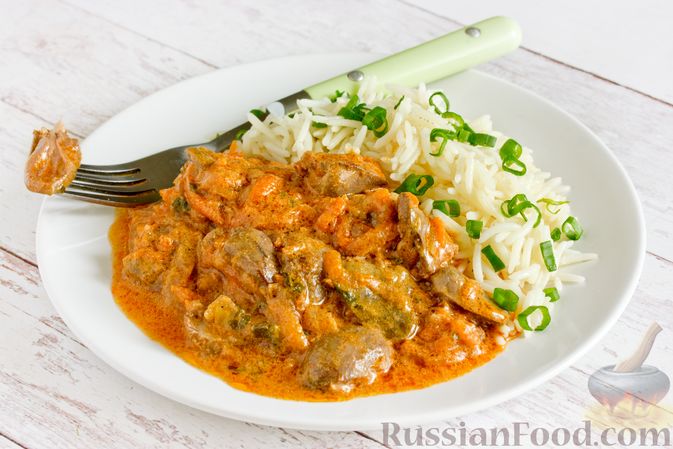 Гуляш из курицы с овощами