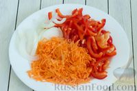 Фото приготовления рецепта: Цветная капуста, тушенная со сладким перцем, луком и морковью - шаг №2