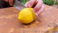 Фото приготовления рецепта: Скумбрия в чесночно-лимонном маринаде, на мангале - шаг №7
