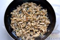 Фото приготовления рецепта: Голубцы со свиными отбивными и грибами, без риса (в духовке) - шаг №7