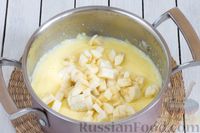 Фото приготовления рецепта: Молочная кукурузная каша с бананом - шаг №5