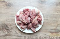 Фото приготовления рецепта: Бефстроганов из свинины в сливочно-томатном соусе - шаг №4