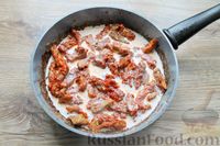 Фото приготовления рецепта: Бефстроганов из свинины в сливочно-томатном соусе - шаг №12