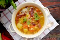 Фото приготовления рецепта: Суп с овощами и копчёной колбасой - шаг №15