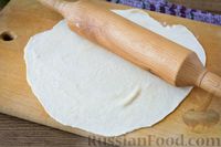 Фото приготовления рецепта: Лаваш из заварного теста, с яичной начинкой (на сковороде) - шаг №6