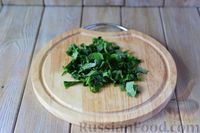 Фото приготовления рецепта: Салат из кабачков с фетой, мятой и маслинами - шаг №5