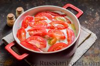 Фото приготовления рецепта: Кабачки, запечённые с молодой картошкой и помидорами, в соусе бешамель - шаг №15
