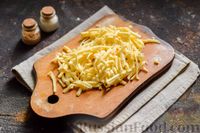 Фото приготовления рецепта: Кабачки, запечённые с молодой картошкой и помидорами, в соусе бешамель - шаг №17