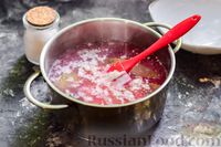 Фото приготовления рецепта: Сладкий суп с черешней, сметаной и макаронами - шаг №8