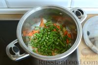 Фото приготовления рецепта: Рис с грибами и сладким перцем - шаг №4