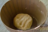 Фото приготовления рецепта: Песочные тарталетки с черешней и заварным кремом - шаг №7