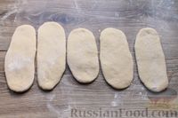 Фото приготовления рецепта: Булочки с изюмом, из "холодного" дрожжевого теста - шаг №14