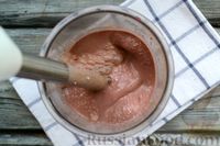 Фото приготовления рецепта: Творожный смузи с вишней и какао - шаг №8