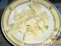 Фото приготовления рецепта: Цветная капуста в кляре и панировке - шаг №2
