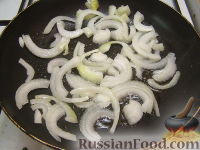 Фото приготовления рецепта: Гречневая каша, тушенная с овощами - шаг №4