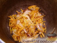 Фото приготовления рецепта: Гречневая каша, тушенная с овощами - шаг №6