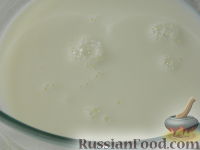 Фото приготовления рецепта: Домашние блины на молоке, с курицей - шаг №2