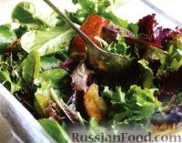 Фото к рецепту: Зеленый салат с жареными ломтиками хлеба