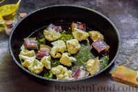 Фото приготовления рецепта: Суп с кабачком, цветной капустой, пастой орзо и беконом - шаг №6
