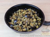 Фото приготовления рецепта: Жареные баклажаны с плавленым сыром - шаг №6