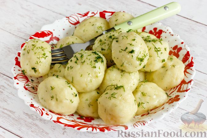 Картофельные галушки с жареным луком