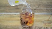 Фото приготовления рецепта: Домашний ферментированный ягодно-фруктовый лимонад - шаг №3
