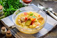 Фото к рецепту: Суп с куриным филе, цукини, помидорами и лапшой