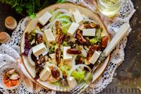 Фото к рецепту: Салат из куриного филе с фетой и финиками