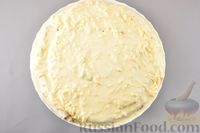 Фото приготовления рецепта: Пирог "Улитка" из лаваша, с фаршем, грибами, помидорами и сыром - шаг №17