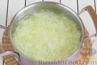 Фото приготовления рецепта: Овощной суп с патиссоном и капустой - шаг №7