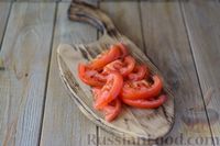 Фото приготовления рецепта: Киш с творожно-сырной начинкой, баклажанами и помидорами - шаг №9