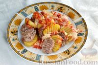 Фото к рецепту: Картофель, запечённый с мясным фаршем, томатным соусом и сыром