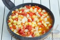 Фото приготовления рецепта: Овощное рагу с картофелем, патиссонами и сладким перцем - шаг №7
