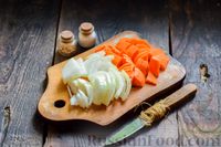 Фото приготовления рецепта: Овощное рагу с курицей, картофелем, кабачками и стручковой фасолью - шаг №2