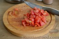 Фото приготовления рецепта: Салат со стручковой фасолью, ветчиной, помидорами и кукурузой - шаг №6