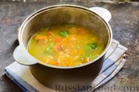 Фото приготовления рецепта: Суп с копченой курицей, брокколи и стручковой фасолью - шаг №10