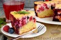 Фото приготовления рецепта: Творожный пирог с ягодами - шаг №15