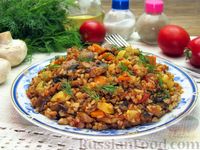Фото к рецепту: Гречка с кабачками, помидорами и грибами (на сковороде)