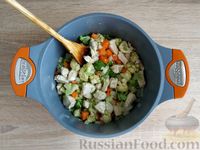 Фото приготовления рецепта: Рис с курицей, брокколи и цветной капустой - шаг №6