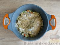 Фото приготовления рецепта: Рис с курицей, брокколи и цветной капустой - шаг №8